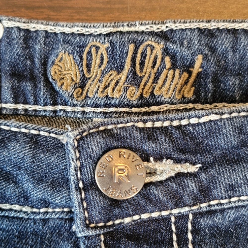 Red Rivet Embellished Jean Shorts - Picture 4 of 11